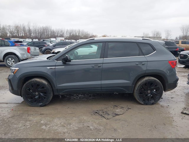 12522450 :رقم المزاد ، 3VVVX7B28RM045238 vin ، 2024 Volkswagen Taos Se مزاد بيع