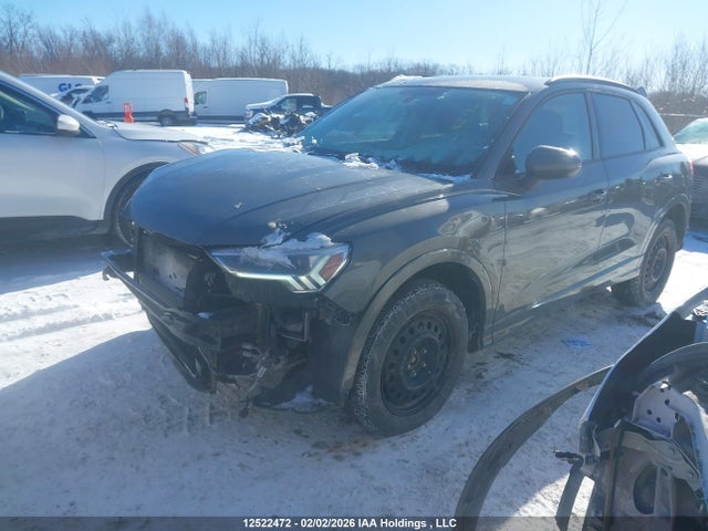 WA1AECF33L1082677 Audi Q3 PREMIUM