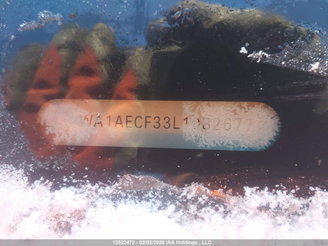WA1AECF33L1082677 Audi Q3 PREMIUM