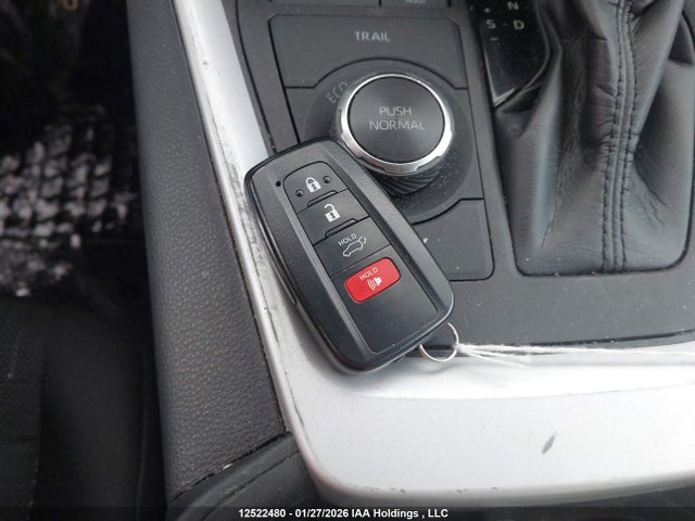 2T3RWRFV1PW165512 Toyota Rav4 Xle/woodland Edition