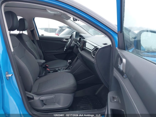 3VV2C7B22SM043165 Volkswagen Taos Se Black