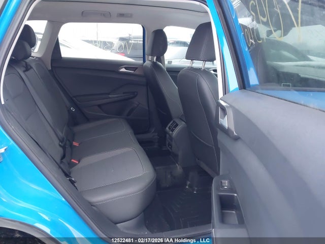3VV2C7B22SM043165 Volkswagen Taos Se Black