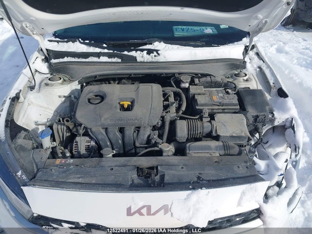 3KPF34AD1NE480929 KIA Forte Gt Line