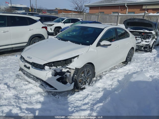 3KPF34AD1NE480929 KIA Forte Gt Line