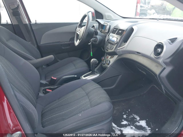 1G1JC5EHXE4129816 Chevrolet SONIC LT