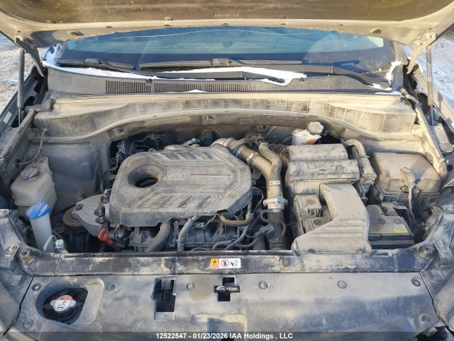 5XYZUDLA4HG423709 Hyundai SANTA FE SPORT