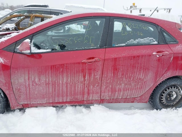 KMHD35LH8GU268302 Hyundai ELANTRA GT