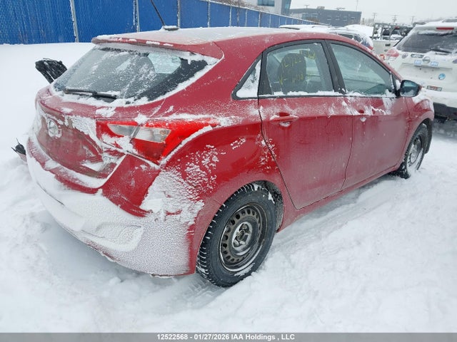 KMHD35LH8GU268302 Hyundai ELANTRA GT