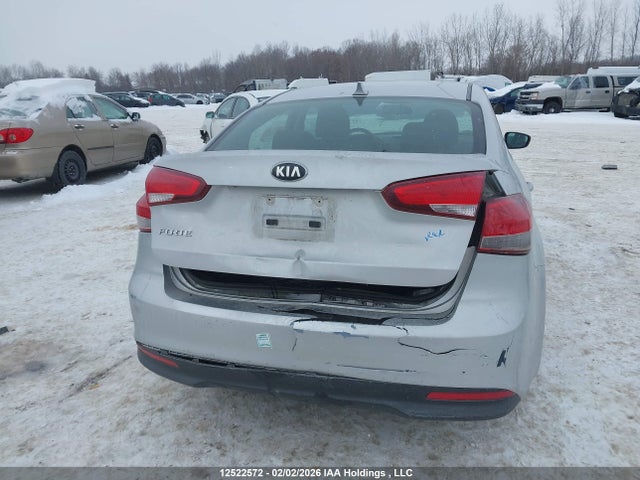 KIA Forte 2017 3KPFK4A70HE087439 Image 16