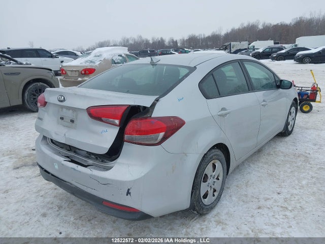 KIA Forte 2017 3KPFK4A70HE087439 Image 4