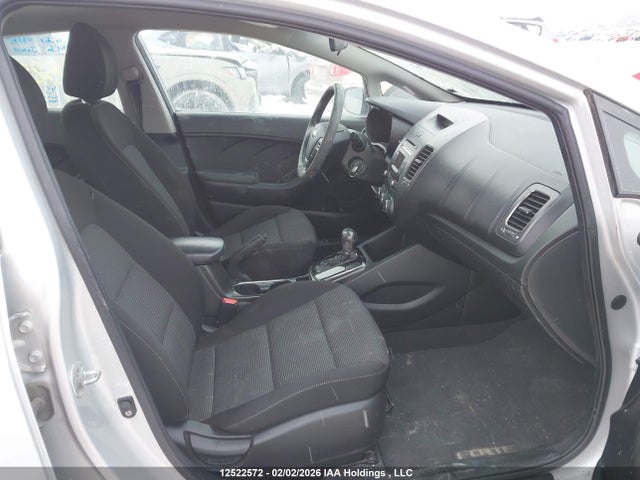 KIA Forte 2017 3KPFK4A70HE087439 Image 5