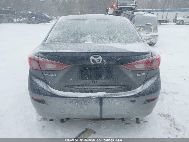 3MZBM1V70FM235039 Mazda 3 TOURING