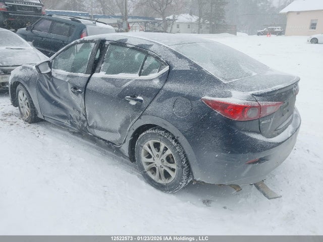 3MZBM1V70FM235039 Mazda 3 TOURING