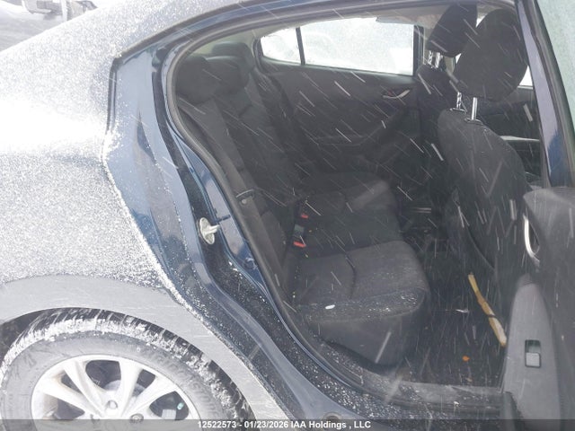 3MZBM1V70FM235039 Mazda 3 TOURING