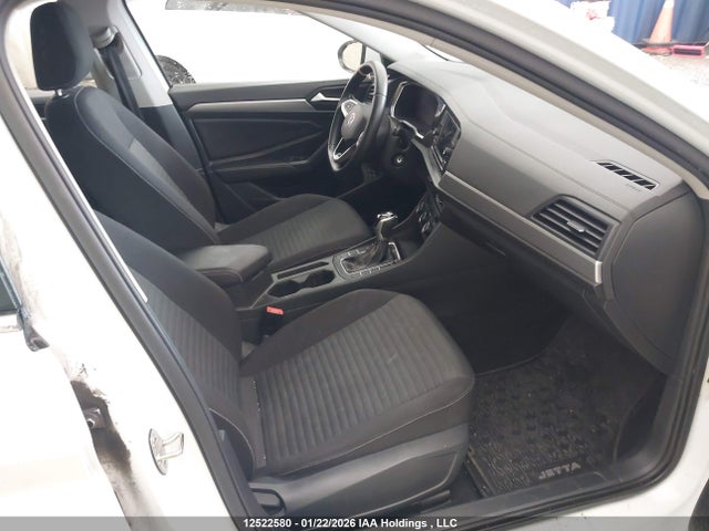 3VWCM7BU3NM031092 Volkswagen JETTA S
