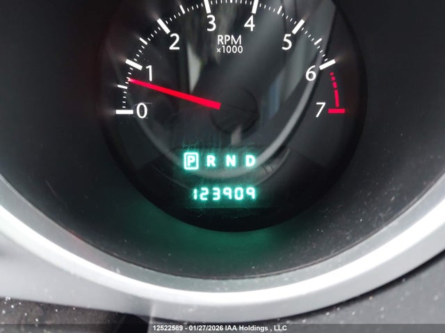 Продажа на аукционе авто 2010 Chrysler Sebring Limited, vin: 1C3CC5FVXAN184313, номер лота: 12522589