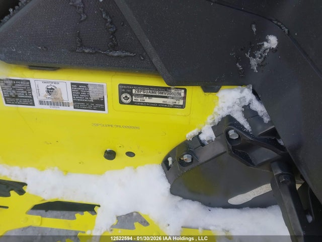 2BPSUAME9MV000008 Skidoo Skidoo