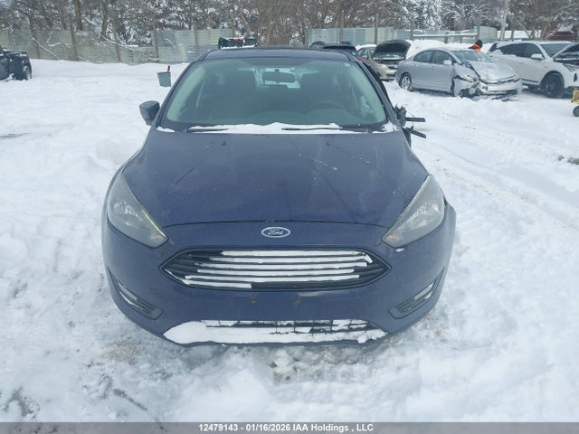 1FADP3M28HL273374 Ford FOCUS SEL