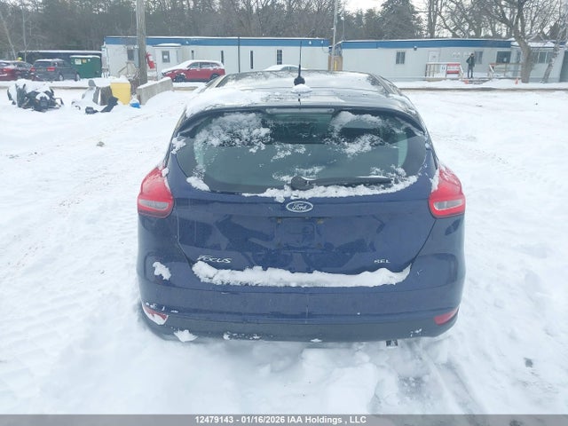 1FADP3M28HL273374 Ford FOCUS SEL