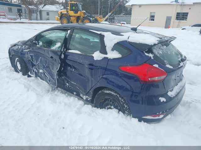1FADP3M28HL273374 Ford FOCUS SEL