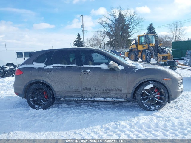 Porsche Cayenne Turbo 2014 WP1AC2A21ELA80338 Image 13