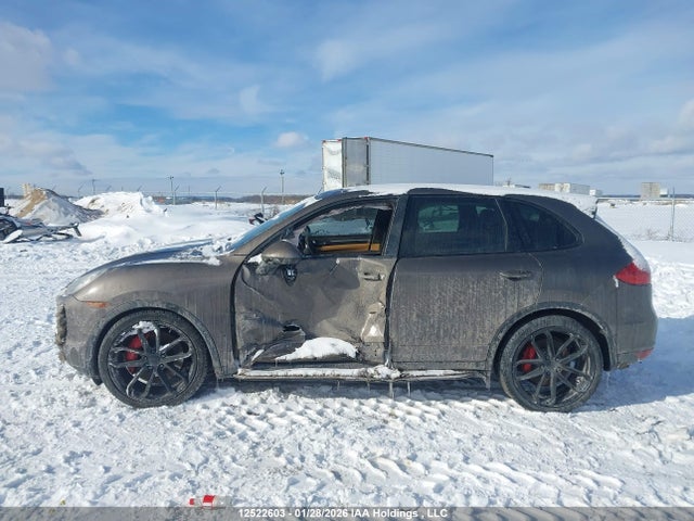 Porsche Cayenne Turbo 2014 WP1AC2A21ELA80338 Image 14