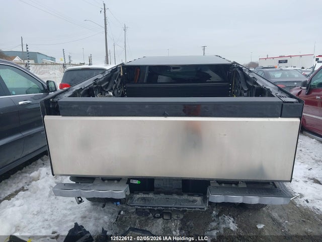 Продажа на аукционе авто 2025 Tesla Cybertruck Awd, vin: 7G2CEHED2SA065715, номер лота: 12522612
