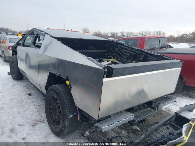 Продажа на аукционе авто 2025 Tesla Cybertruck Awd, vin: 7G2CEHED2SA065715, номер лота: 12522612