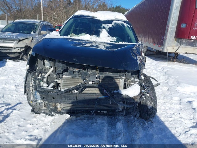 5N1AT2MV0LC813981 Nissan Rogue