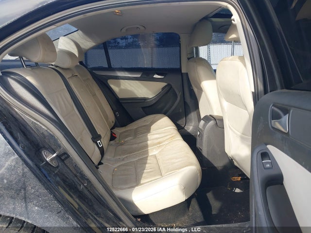 3VWLA7AJ7FM234973 Volkswagen Jetta