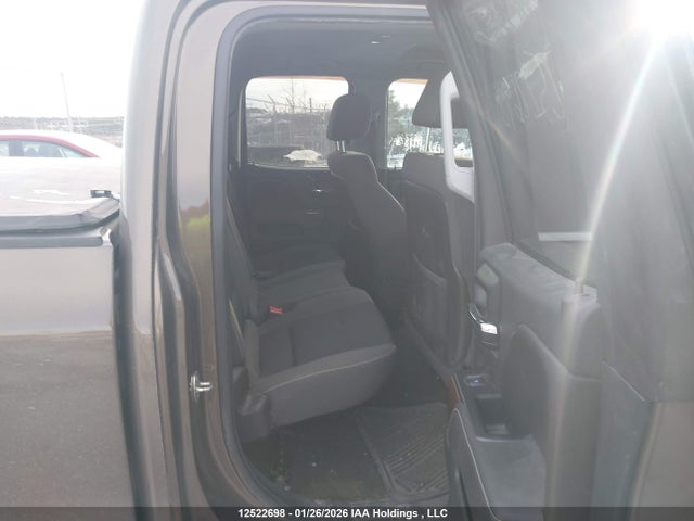 1GTV2UEC4EZ385950 GMC Sierra 1500 Sle
