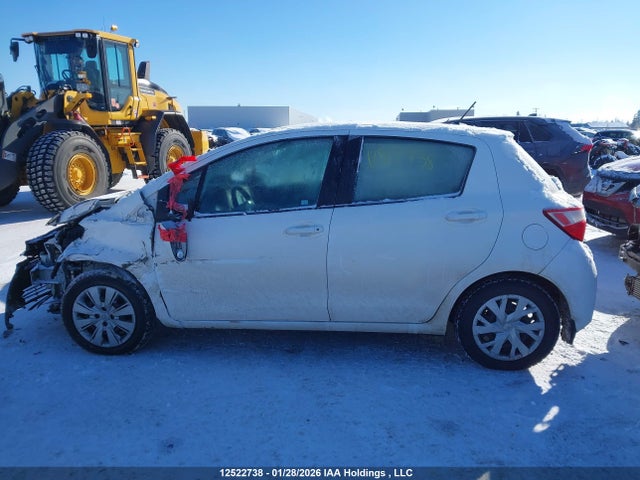 VNKKTUD3XJA093737 Toyota Yaris