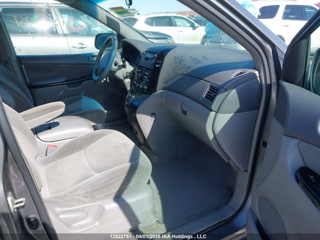 12522751 :رقم المزاد ، 5TDZA23C14S046638 vin ، 2004 Toyota Sienna Le V6 مزاد بيع