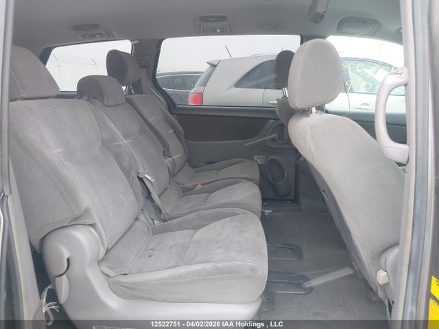 12522751 :رقم المزاد ، 5TDZA23C14S046638 vin ، 2004 Toyota Sienna Le V6 مزاد بيع