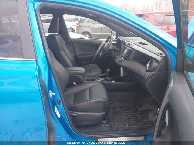 JTMJJREVXHD076677 Toyota Rav4 Hybrid Se