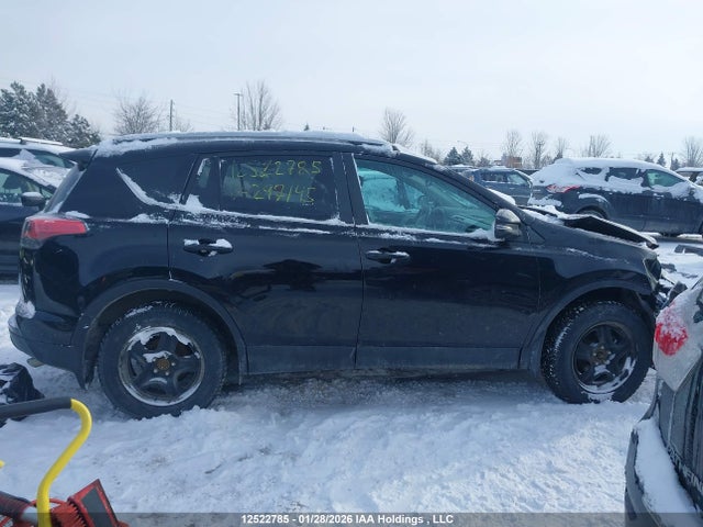 2T3ZFREV0GW297145 Toyota RAV4 LE