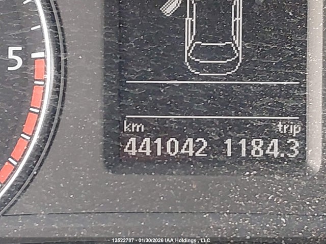 1VWBN7A39EC074161 Volkswagen PASSAT SE