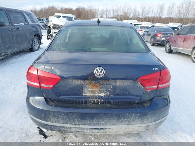1VWBN7A39EC074161 Volkswagen PASSAT SE