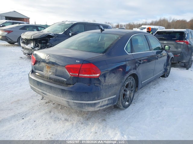 1VWBN7A39EC074161 Volkswagen PASSAT SE