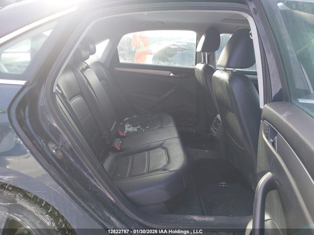 1VWBN7A39EC074161 Volkswagen PASSAT SE
