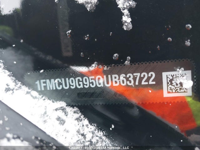 1FMCU9G95GUB63722 Ford ESCAPE SE