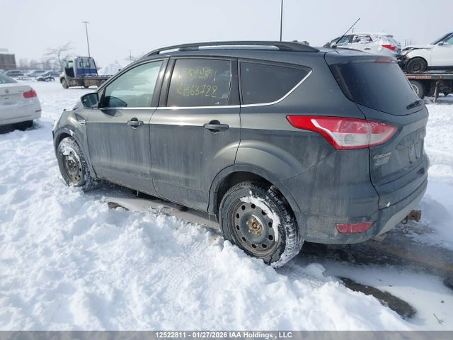 1FMCU9G95GUB63722 Ford ESCAPE SE