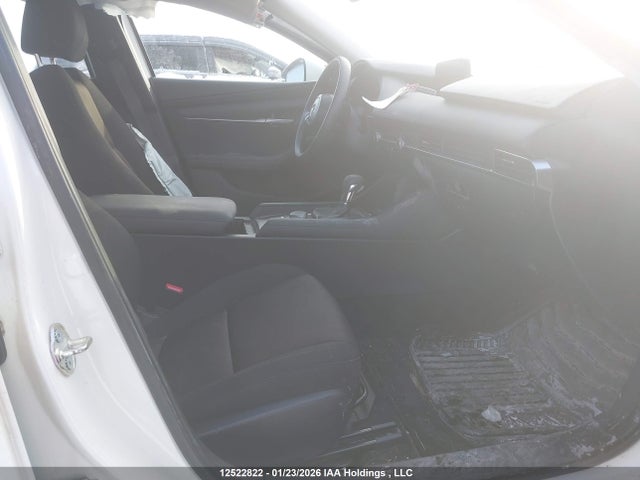 JM1BPAB70K1129471 Mazda Mazda3 Gx