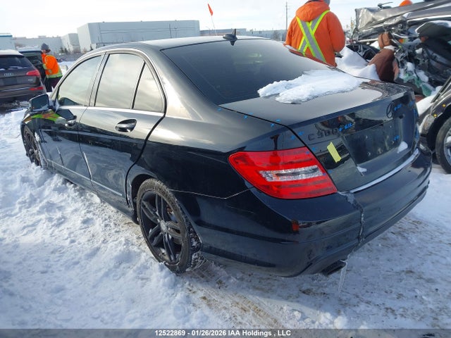 Mercedes-Benz C 300 4matic 2014 WDDGF8AB8EA894526 Image 3