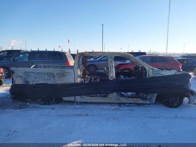 2GCUDEED1R1215757 Chevrolet Silverado 1500 Rst
