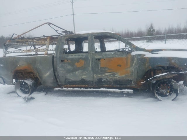3C6UR5DL8EG319679 RAM 2500 Slt