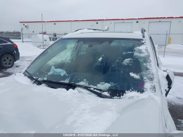 JF2SKEEC3PH401221 Subaru Forester Touring