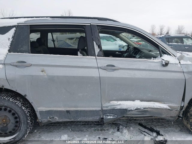 3VV2B7AX0KM171517 Volkswagen Tiguan Comfortline