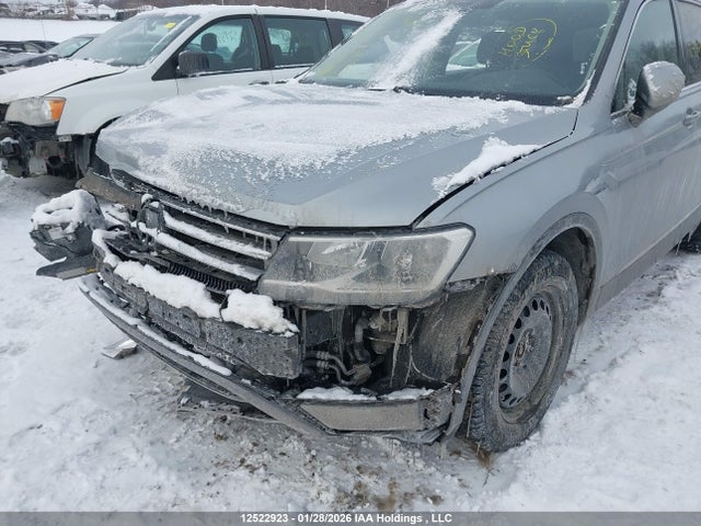 3VV2B7AX0KM171517 Volkswagen Tiguan Comfortline