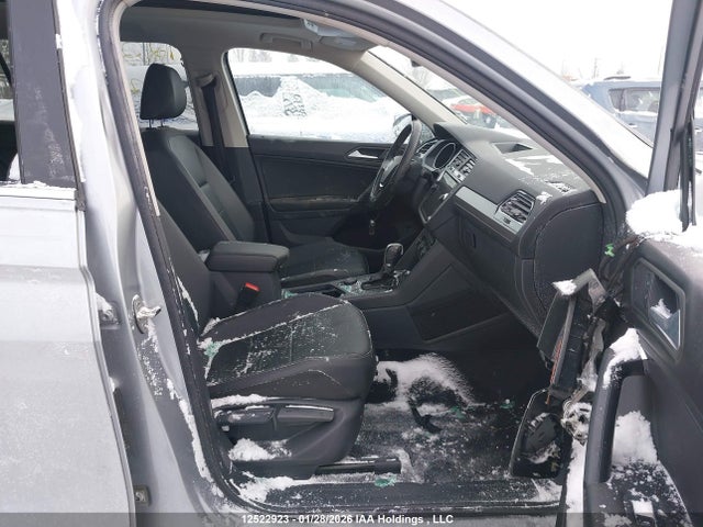 3VV2B7AX0KM171517 Volkswagen Tiguan Comfortline